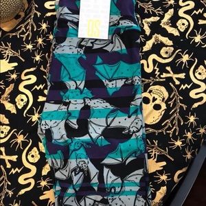OS Bat leggings-Lularoe